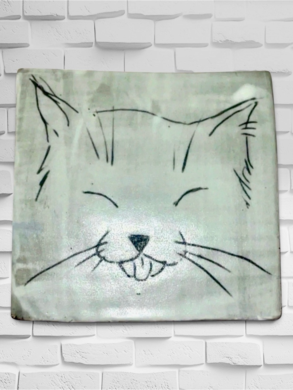 Hand-Drawn Ceramic Smiling Cat Face Decorative Wall Tile Artwork